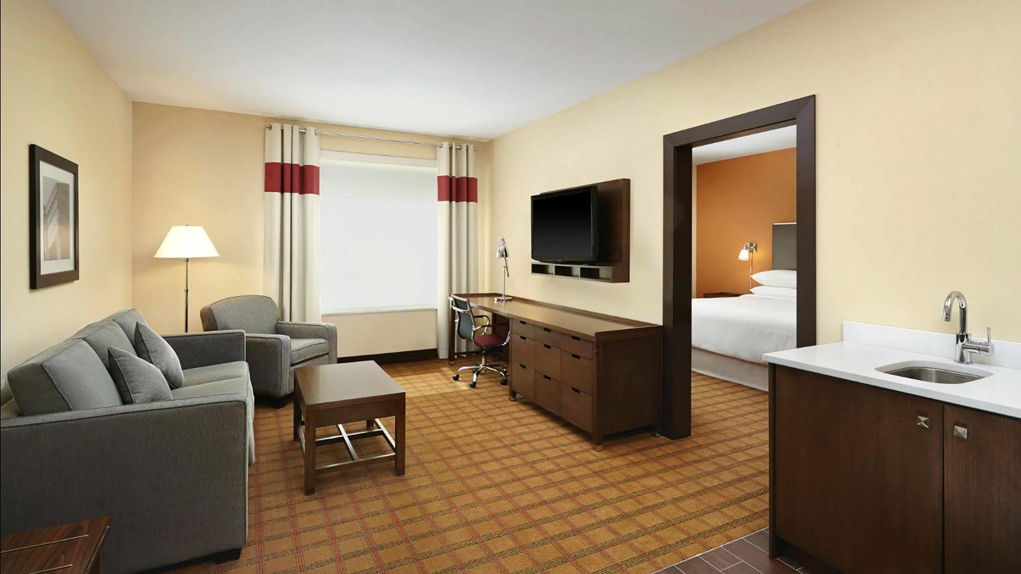 Four Points By Sheraton Edmonton International Airport Nisku Exteriör bild