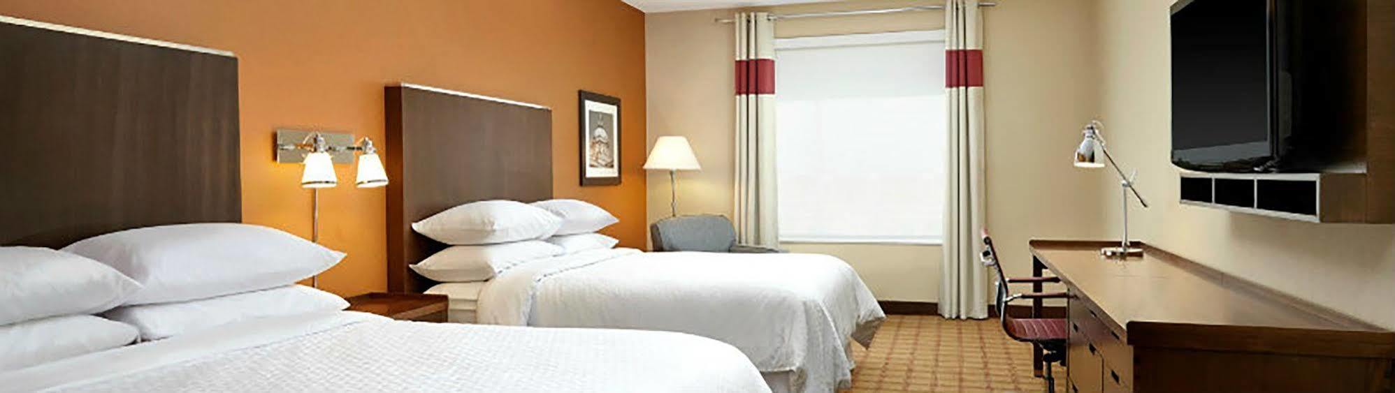 Four Points By Sheraton Edmonton International Airport Nisku Exteriör bild